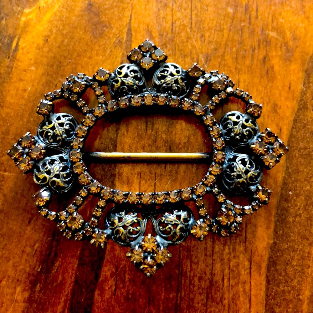 Sash buckle